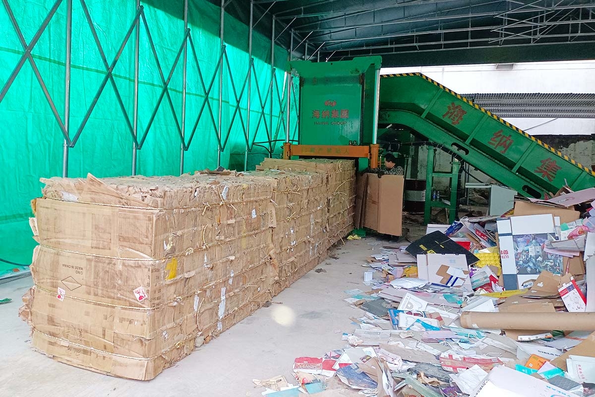 臥式廢紙打包機(jī)工作時注意細(xì)節(jié)問題